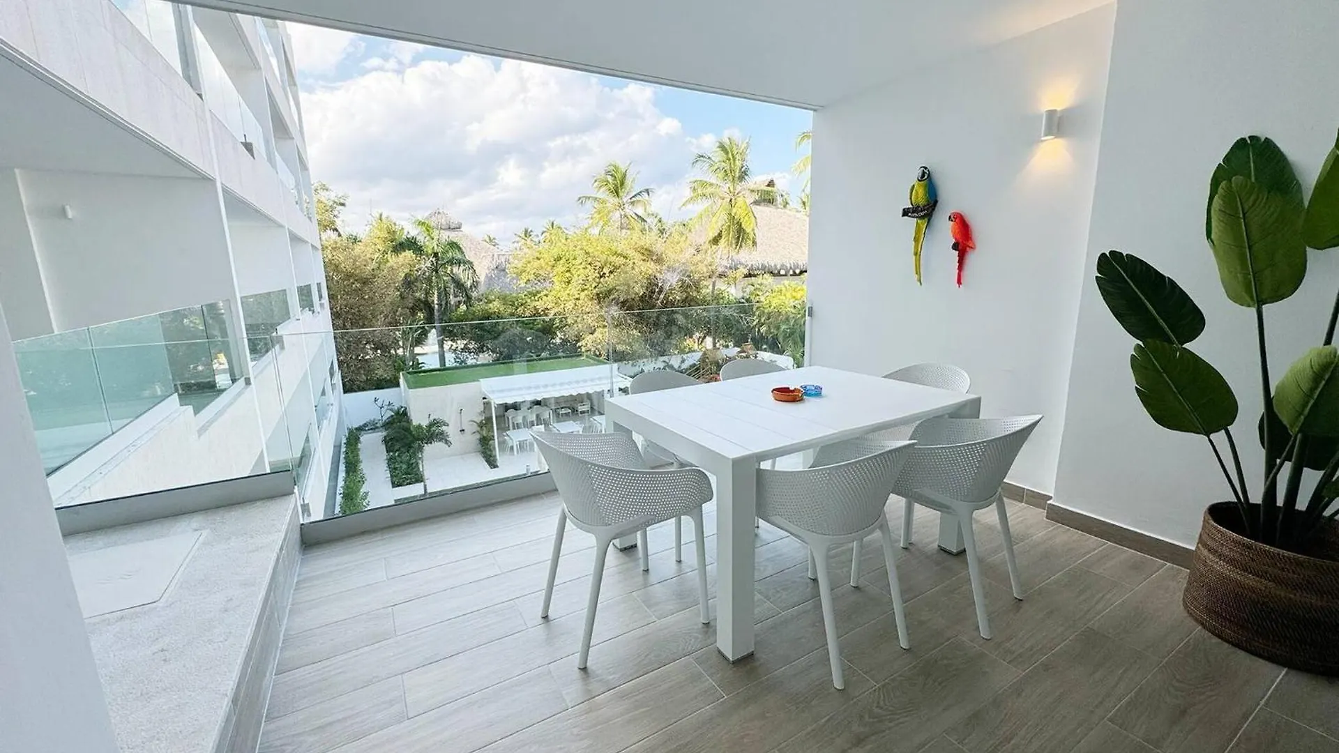 Tropical Garden With Picuzzi In Playa Bavaro Apartment Punta Cana